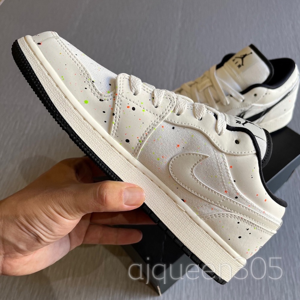 Air Jordan 1 Low SE GS Sail - Picture 8 of 10